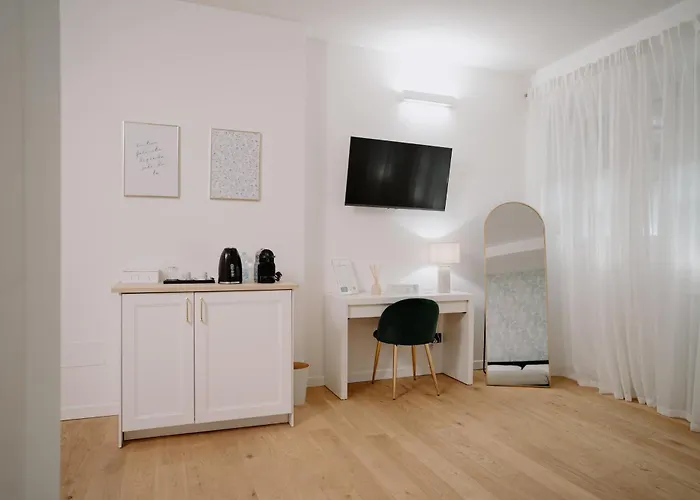 Pensión Alatea Pradaval Verona